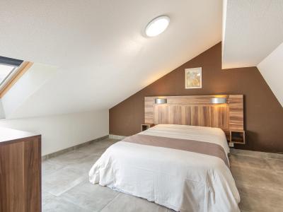 Holiday in mountain resort 3 room apartment cabin 6-8 people - Résidence les Gentianes - Gresse en Vercors - Bedroom