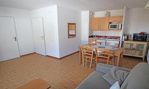Vacances en montagne Appartement 2 pièces 4 personnes (33m²-2) - Résidence les Gentianes - MH - Puy-Saint-Vincent - Extérieur été
