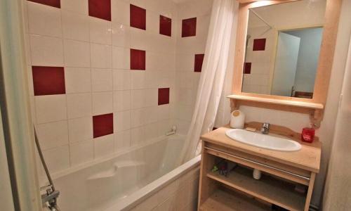 Vacances en montagne Appartement 3 pièces 6 personnes (35m²-2) - Résidence les Gentianes - MH - Puy-Saint-Vincent - Extérieur été