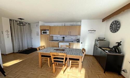 Vacances en montagne Appartement 3 pièces 6 personnes (44m²-1) - Résidence les Gentianes - MH - Puy-Saint-Vincent - Extérieur été