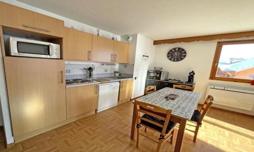 Vacances en montagne Appartement 3 pièces 6 personnes (44m²-1) - Résidence les Gentianes - MH - Puy-Saint-Vincent - Extérieur été