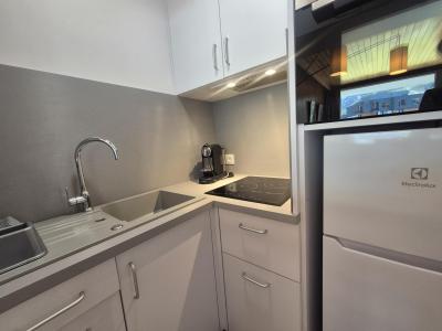 Holiday in mountain resort 2 room apartment sleeping corner 4 people (38) - Résidence les Glaciers - Tignes - Kitchen