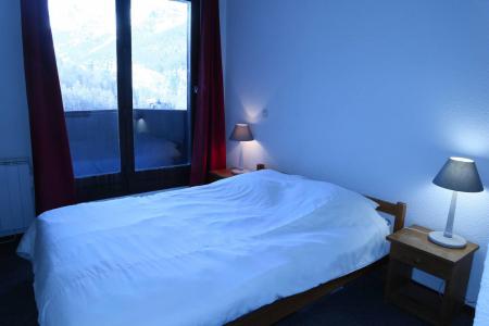 Holiday in mountain resort 4 room duplex apartment cabin 8 people (119) - Résidence les Gradins - Les Orres - Bedroom