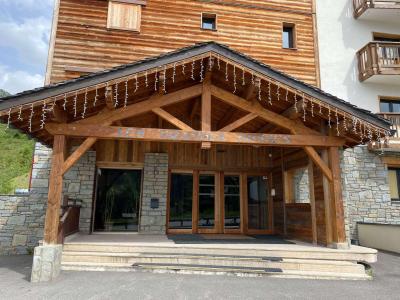 Holiday in mountain resort Résidence les Grandes Bosses - Courchevel