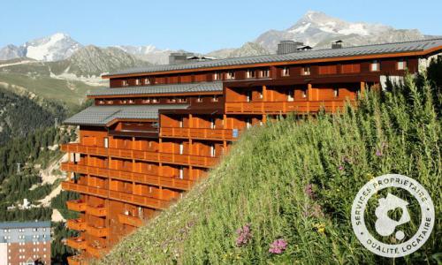 Vacanze in montagna Résidence les Hauts Bois - MH - La Plagne - Esteriore estate