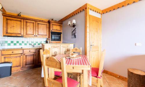 Vakantie in de bergen Appartement 3 kamers 6 personen (Sélection 38m²) - Résidence les Hauts Bois - MH - La Plagne - Buiten zomer