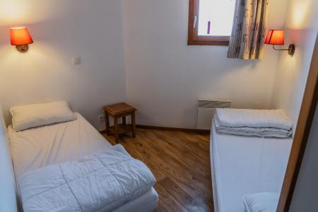 Urlaub in den Bergen 3-Zimmer-Appartment für 6 Personen (107) - Résidence les Hauts de Préclaux I - Les Orres - Schlafzimmer