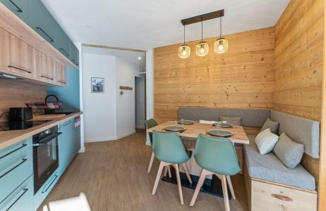 Wakacje w górach Apartament 2 pokojowy z alkową 6 osób (MBB006) - Résidence les Hauts de Préclaux I - Les Orres - Pokój gościnny