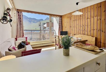 Holiday in mountain resort Studio cabin 4 people (1) - Résidence les Hauts Lieux - Tignes - Living room