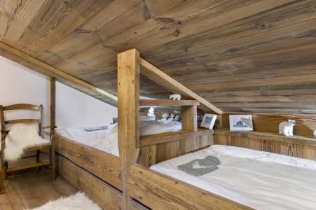 Vacances en montagne Appartement duplex 4 pièces 6 personnes (245) - Résidence les Jardins Alpins - Val d'Isère - Chambre mansardée