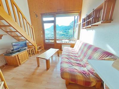 Holiday in mountain resort Studio mezzanine 6 people (012) - Résidence les Loges - Le Grand Bornand