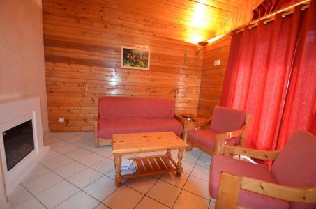 Holiday in mountain resort 4 room apartment 6 people (2) - Résidence les Lupins - Saint Martin de Belleville - Living room