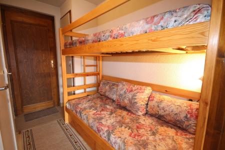Holiday in mountain resort Studio sleeping corner 4 people (210) - Résidence les Mélèzes 2 - Les Saisies - Accommodation