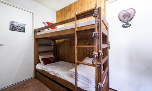 Skiverleih 2-Zimmer-Appartment für 6 Personen (Sélection 40m²-3) - Résidence les Mélèzes - Maeva Home - Les Menuires - Draußen im Sommer