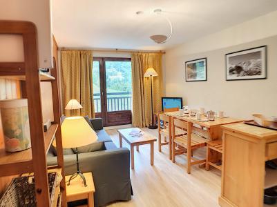 Holiday in mountain resort 2 room apartment cabin 4 people (B6) - Résidence les Murgers - Saint Martin de Belleville - Living room