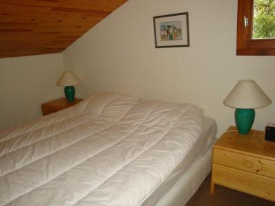 Holiday in mountain resort 3 room duplex apartment 6 people (AB1) - Résidence les Pariettes - Pralognan-la-Vanoise - Bedroom