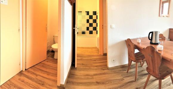 Urlaub in den Bergen 3-Zimmer-Appartment für 6 Personen (C84) - Résidence les Pistes - Le Corbier - Wohnzimmer