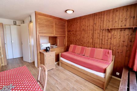 Holiday in mountain resort Studio sleeping corner 4 people (25) - Résidence les Platières - Tignes - Living room
