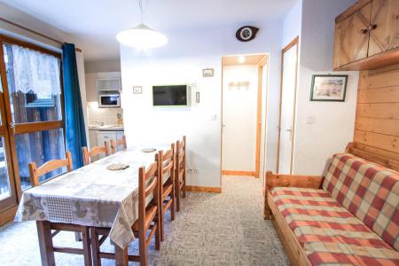 Holiday in mountain resort 2 room apartment sleeping corner 6 people (SB402C) - Résidence les Portes de la Vanoise - La Norma - Living room