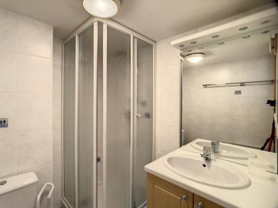Vacances en montagne Appartement 4 pièces 12 personnes (38) - Résidence les Ravières - La Toussuire - Salle de douche
