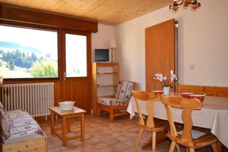 Vakantie in de bergen Appartement 2 kamers 6 personen (1B) - Résidence les Roches Fleuries - Le Grand Bornand - Verblijf