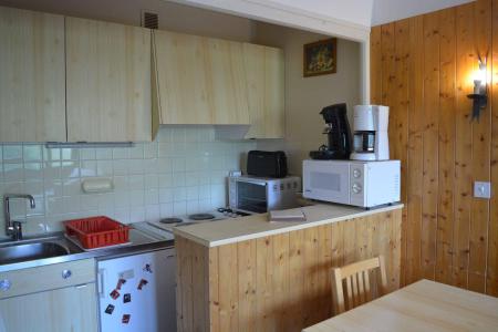 Holiday in mountain resort Studio 4 people (2D) - Résidence les Roches Fleuries - Le Grand Bornand - Kitchenette