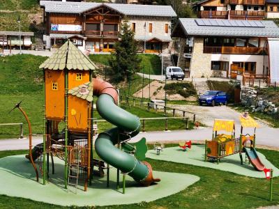 Ski verhuur Résidence les Terrasses de la Vanoise - Champagny-en-Vanoise - Buiten zomer