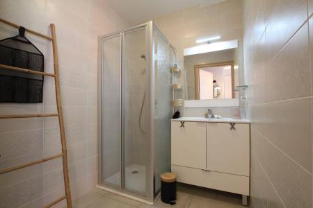 Holiday in mountain resort 2 room apartment 4 people (A03) - Résidence les Terrasses du Lautaret - Serre Chevalier - Shower