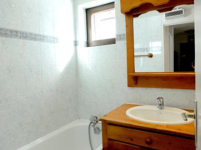 Holiday in mountain resort 2 room apartment sleeping corner 6 people (84) - Résidence les Tommeuses - Tignes - Bathroom