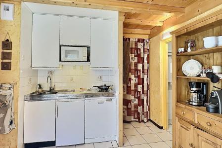 Holiday in mountain resort 2 room apartment 4 people (13R) - Résidence les Trolles - Tignes - Kitchen