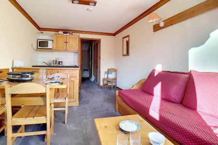 Vakantie in de bergen Appartement 2 kamers 4 personen (710) - Résidence les Valmonts - Les Menuires - Woonkamer