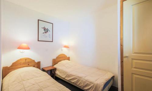 Vacances en montagne Appartement 3 pièces 6 personnes (Confort 40m²) - Résidence les Valmonts - Maeva Home - Les Menuires - Extérieur été