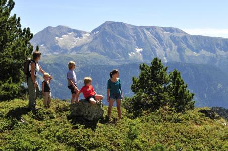 Vacances en montagne Résidence les Villages du Bachat - Chamrousse - Extérieur été