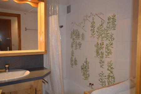 Holiday in mountain resort 4 room apartment 7 people (I2) - Résidence les Violettes - Le Grand Bornand - Bath-tub