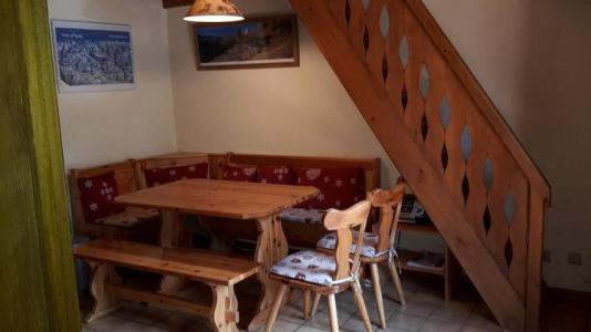 Holiday in mountain resort 2 room mezzanine apartment 5 people (15B) - Résidence les Voinettes - Châtel - Dining area