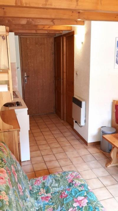 Vakantie in de bergen Appartement 2 kamers mezzanine 5 personen (15B) - Résidence les Voinettes - Châtel - Hal