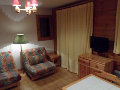 Holiday in mountain resort Studio cabin 4 people (06B) - Résidence les Voinettes - Châtel - Living room