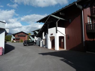 Vacanze in montagna Studio con alcova per 4 persone - Résidence Longues Poses - Les Gets - Esteriore estate