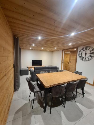 Holiday in mountain resort 4 room apartment 8 people (2) - Résidence Loulettaz - Le Grand Bornand - Living room