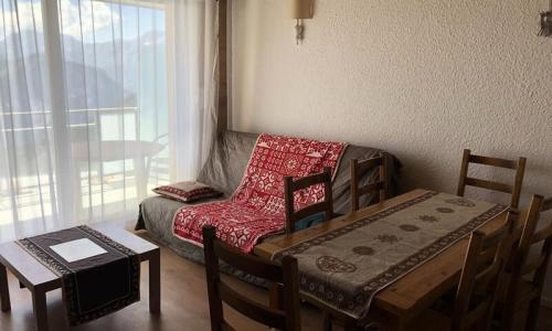 Rent in ski resort Studio 4 people (31m²) - Résidence Majestic II - Alpe d'Huez - Living room