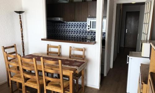 Rent in ski resort Studio 4 people (31m²) - Résidence Majestic II - Alpe d'Huez - Living room