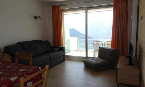 Rent in ski resort Studio 4 people (33m²) - Résidence Majestic II - Alpe d'Huez - Living room