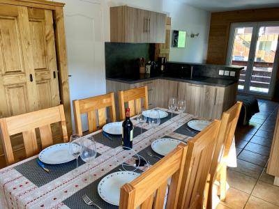 Vacaciones en montaña Apartamento 2 piezas cabina para 6 personas (07) - Résidence Marcelly - Les Gets - Alojamiento