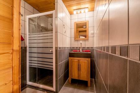 Vacanze in montagna Appartamento 3 stanze su due piani per 5-6 persone - Résidence Marcelly - Les Gets - Bagno con doccia