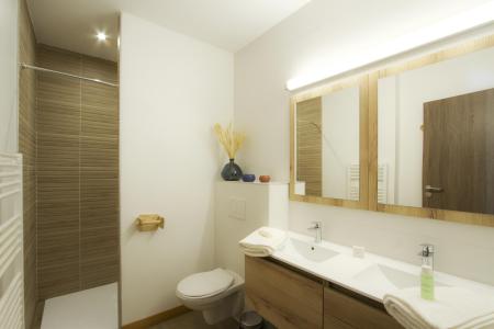 Holiday in mountain resort 4 room apartment 8 people (1.2) - Résidence Mariande - Les 2 Alpes - Shower room