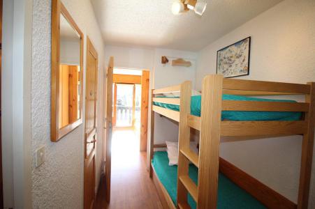 Holiday in mountain resort 2 room apartment sleeping corner 6 people (114) - Résidence Martagons B - Auris en Oisans - Accommodation