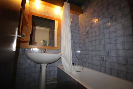 Vacanze in montagna Appartamento 2 stanze con alcova per 8 persone (004) - Résidence Martagons B - Auris en Oisans - Vasca da bagno
