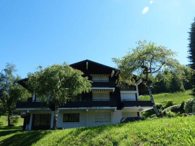 Rent in ski resort Résidence Mérisiers - La Clusaz - Summer outside