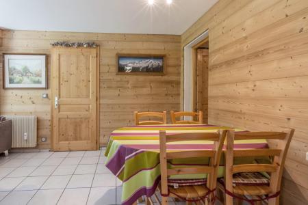 Wakacje w górach Apartament 3 pokojowy 4 osób (01) - Résidence Mérisiers - La Clusaz - Pokój gościnny