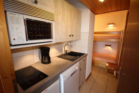 Wakacje w górach Apartament 2 pokojowy 6 osób (122) - Résidence Mont Blanc A - Les Saisies - Kuchnia otwarta